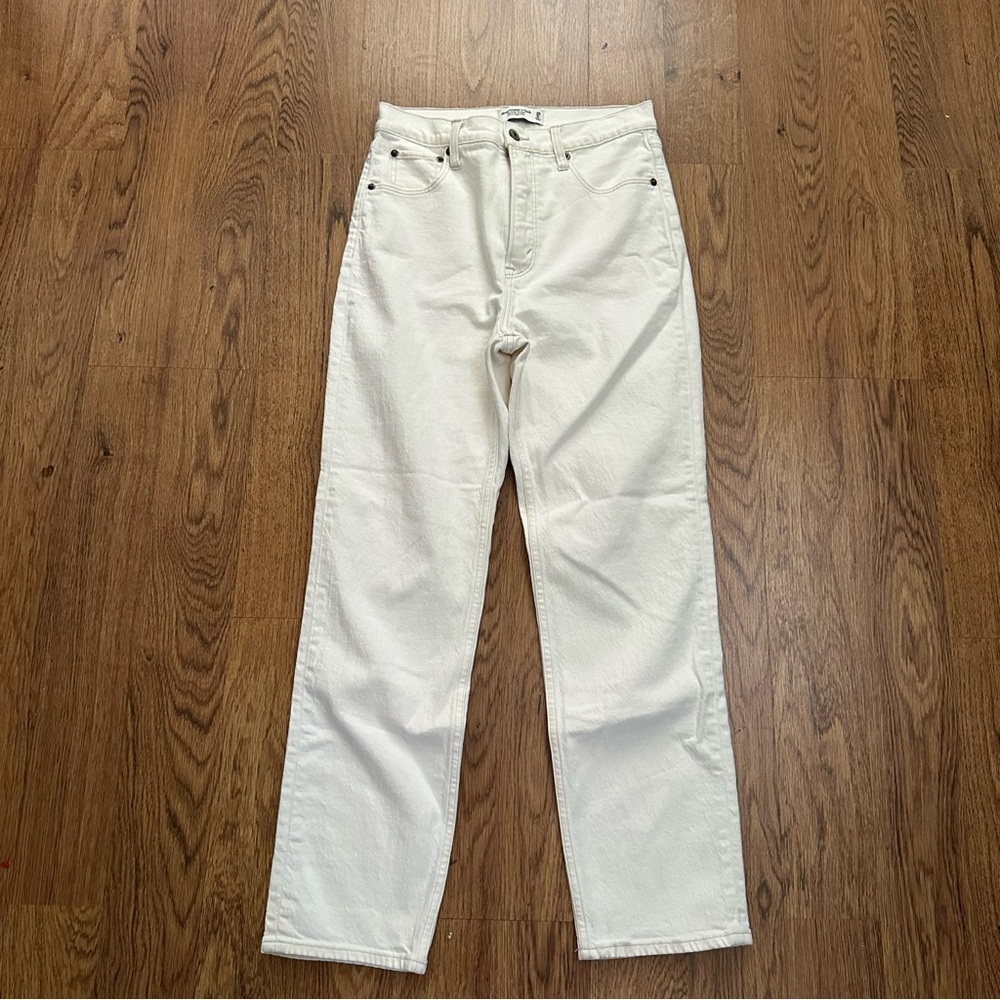 Abercrombie & Fitch cream ankle Straight Jeans ultra high rise size 29